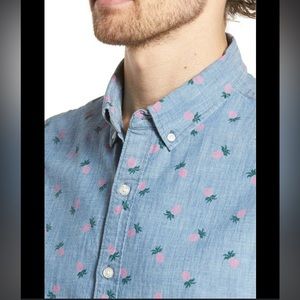 Bonobos Riviera short-sleeve button-up pineapple print top, L
